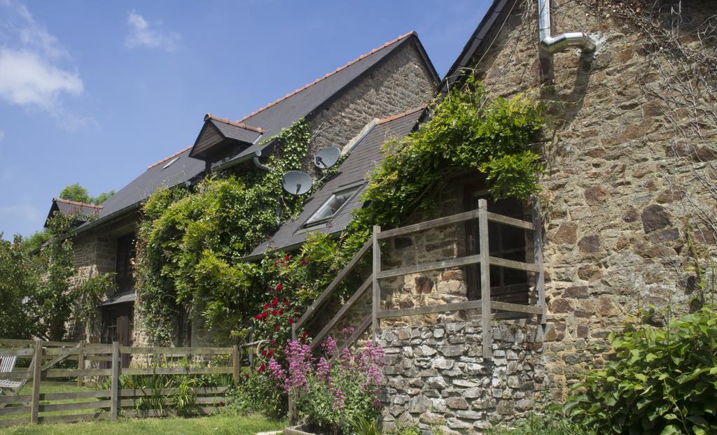 Gites Ferme De La Baie Roz-sur-Couesnon Esterno foto